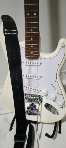 Guitarra Strinberg Rw50 Wh Branco + Acessórios + Cubo Maxx15
