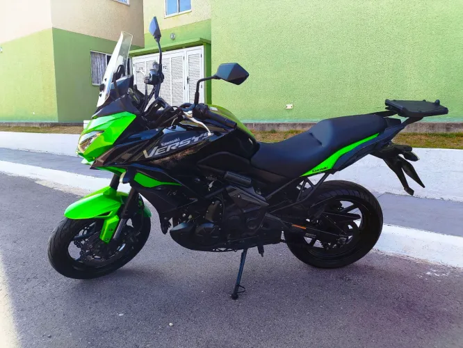 KAWASAKI VERSYS 650 ANO/MODELO 2022