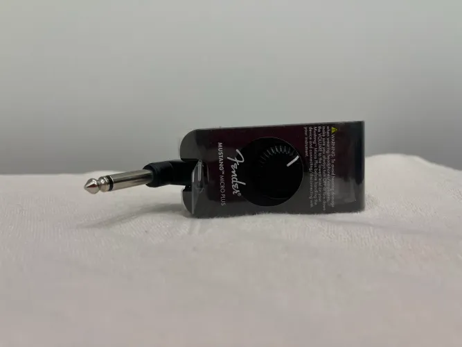 Amplificador Fender Mustang Micro Plus NOVO - No plástico