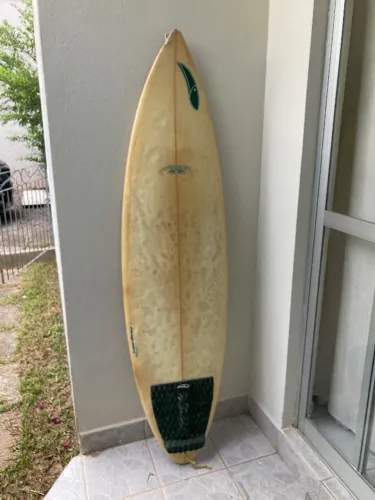 Prancha de surfe Avelino Bastos