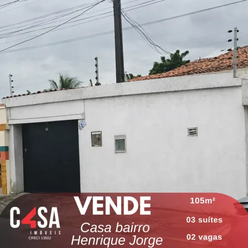Casa solta à venda na Rua Luciano Queiroz  Henrique Jorge
