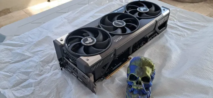 RTX 5080 ASUS TUF SEM CAIXA COM NOTA 1ANO GARANTIA