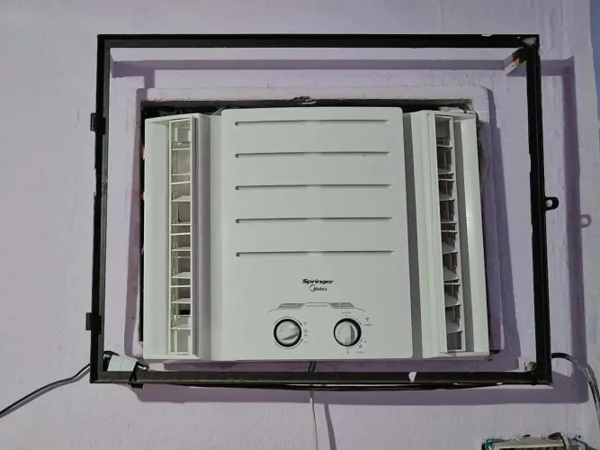 Ar condicionado Springer 7.500 btu Gelando Bem, pode testar a vontade valor 400
