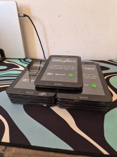 Lote 9 Tablets Samsung Galaxy Tab E 7" - Novos (sem caixa)