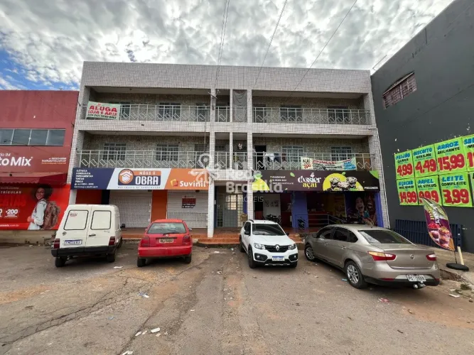 QNO 19 Conjunto A - Predio comercial/residencial