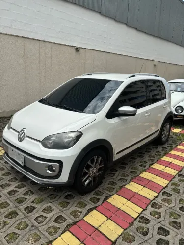Volkswagen Up! Cross 1.0 TSI Total Flex 12V 5P 2016