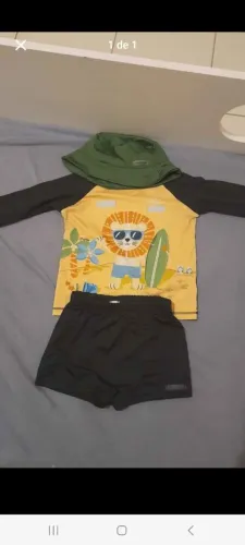 Conjunto de praia infantil
