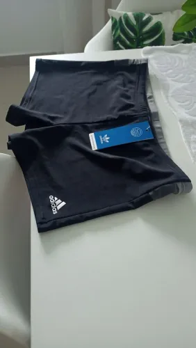 Sunga Adidas Praia,Piscina.Resistente ao Cloro (Nova)