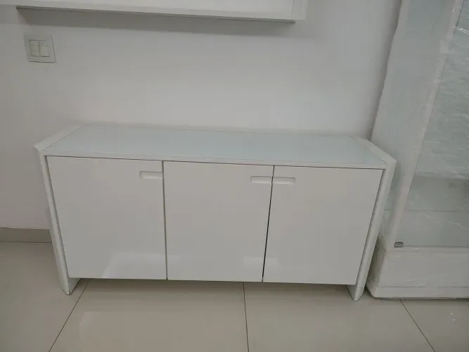 Móvel branco
