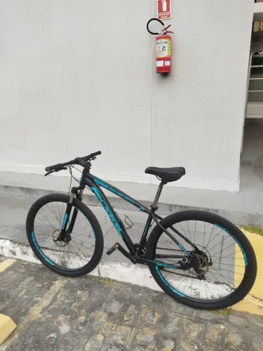 Bicicleta pouco usada