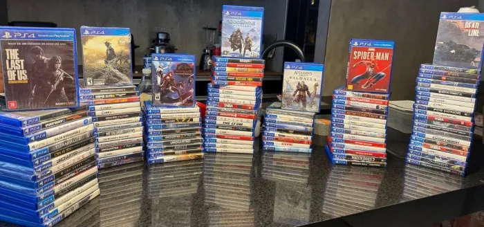 Jogos de ps4 vendas e trocas leia a descrição toda