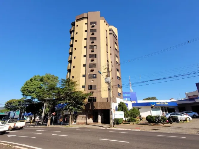Apartamento para alugar em Maringá, Zona 05, com 4 quartos, com 172.7 m², Sete de Setembro