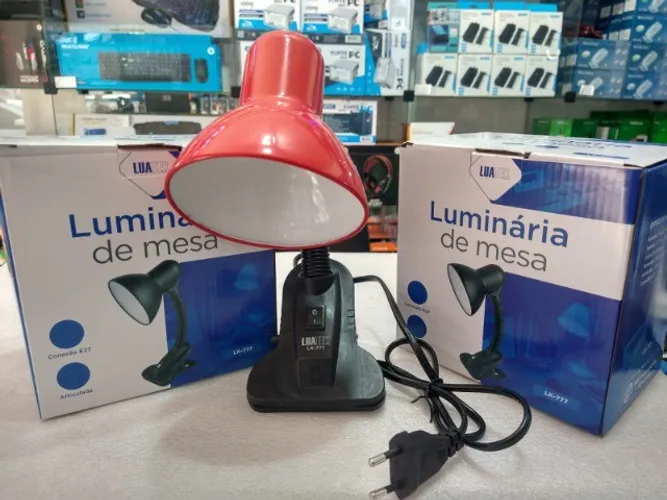 Luminária bocal corpo reclinável com garra - 25w
