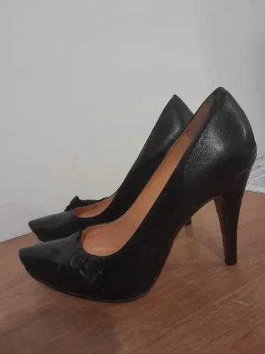 Scarpin Luiza Barcelos - Tamanho 38 - Couro