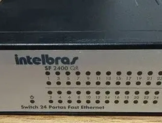 Switch Intelbras SF 2400 QR+ 10/100