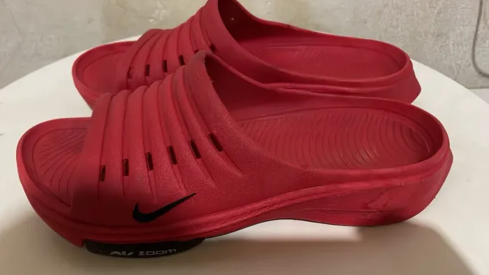 Chinelo Nike Zoom Vermelho 42