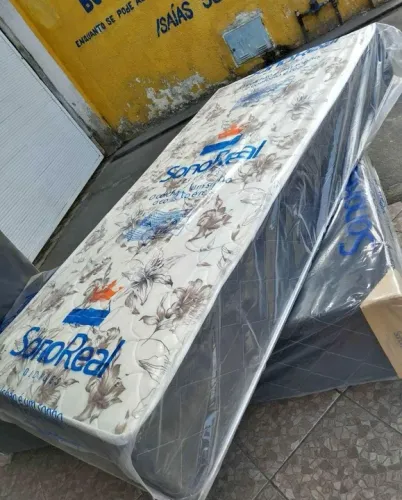 COLCHÃO SOLTEIRO MOLAS ENSACADAS 