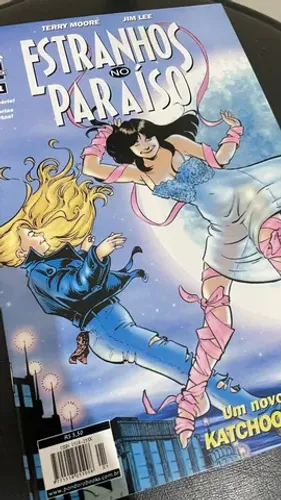 Estranhos no Paraíso # 01 - Jim Lee Terry Moore - Pandora Books