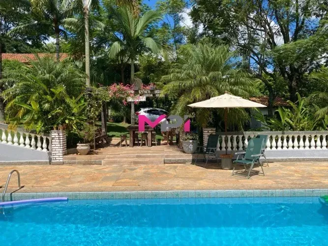 CASA COM PISCINA A VENDA NO CAFEZAL I - ITUPEVA-SP