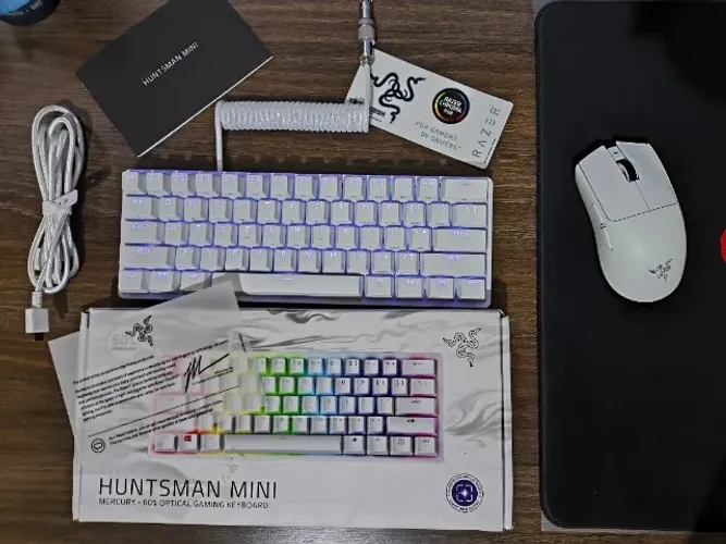 Teclado Mecânico Razer Huntsman Mini + Cabo Coil