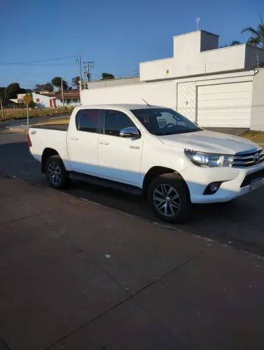 Hilux srv 2016 NÃO tem leilão NEM sinistro 