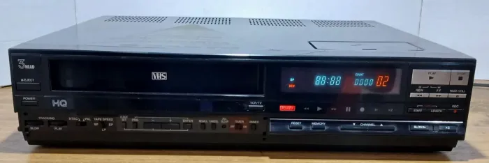Videocassete sanyo vhr 1600 mb (No estado)