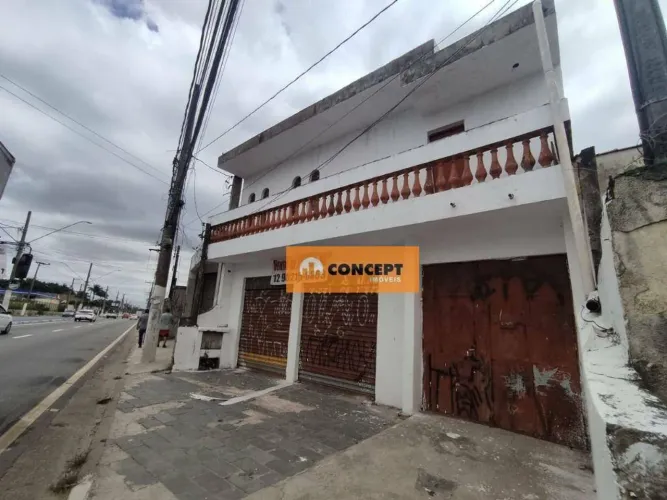 Sobrado com 2 dormitórios à venda, 300 m² por R$ 750.000,00 - Vila Maria de Maggi - Suzano