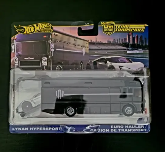 Hot Wheels Premium Team Transport Lykan Hypersport Euro Hauler