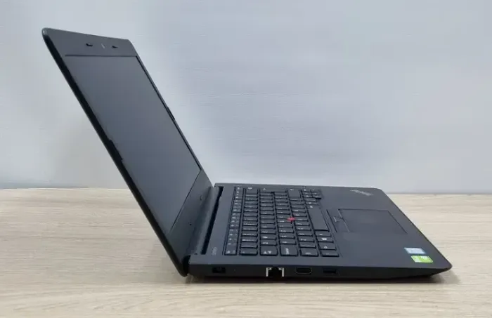 Notebook Lenovo E470 Core i7-7500u 16Gb 240Gb - seminovo