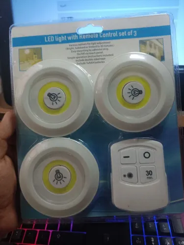 LUZ DE LED COM CONTROLE REMOTO