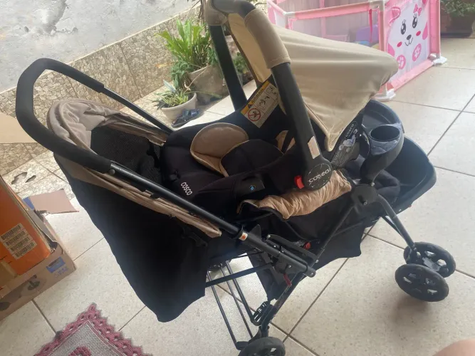 Carrinho e Bebê conforto 