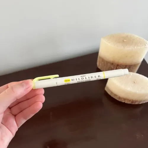 marca texto zebra mildliner amarelo