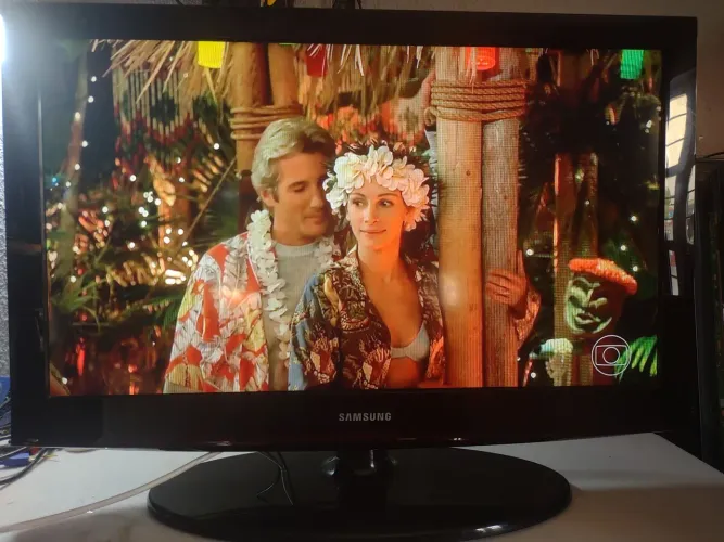 Tv Samsung 32 pol com conversor digital integrado 