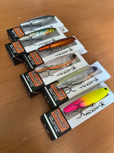 Isca Artificial Jackall Bonnie 107 | 10,7cm 18g