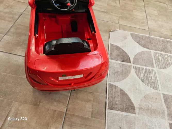 Carrinho de brinquedo infantil vermelho