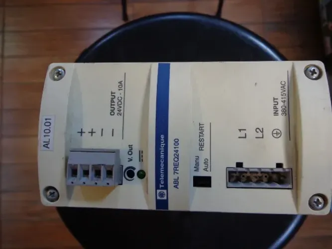 Modulo Telemecanique ABL 7REQ24100 Conservado
