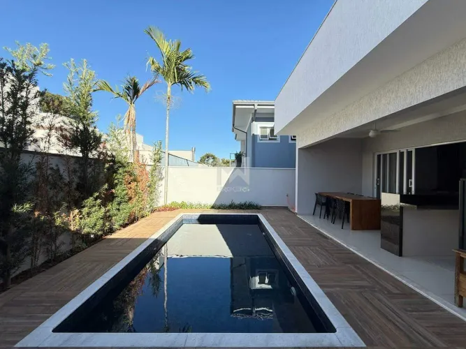 Casa à venda no Condomínio Reserva da Mata em Vinhedo - SP