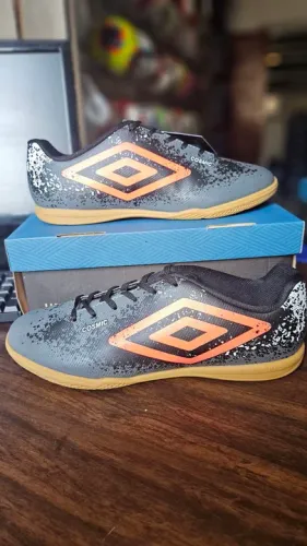CHUTEIRA FUTSAL UMBRO COSMIC ORIGINAL