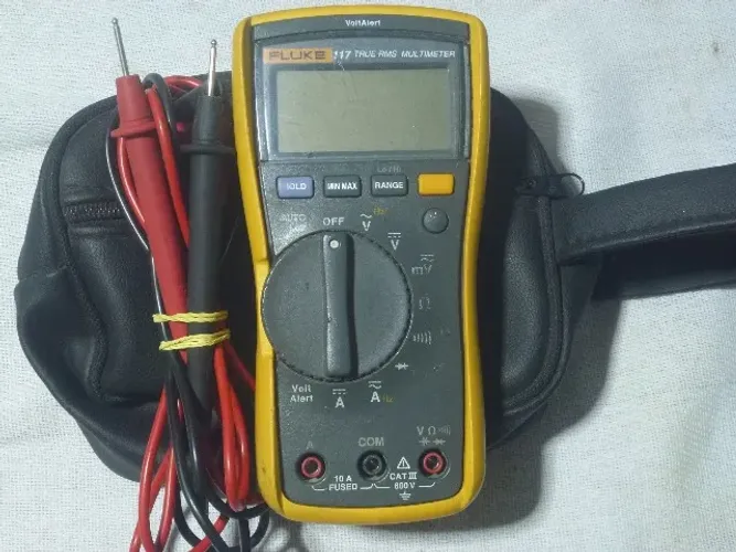 MULTIMETRO FLUKE 117,TRUE RMS