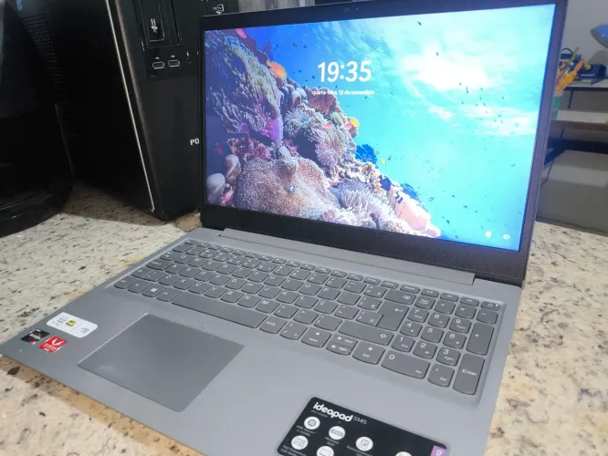 ? Ryzen 5 3500U ? Vega 8 ? 8GB RAM ? SSD NVMe + HD ? Pronto pra uso!