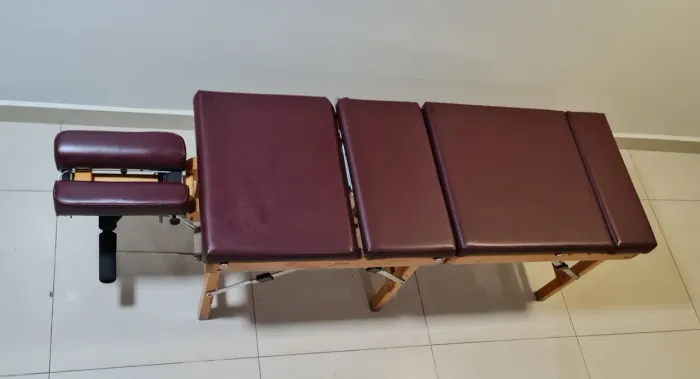 Mesa, maca de quiropraxia importada Thuli Tables 