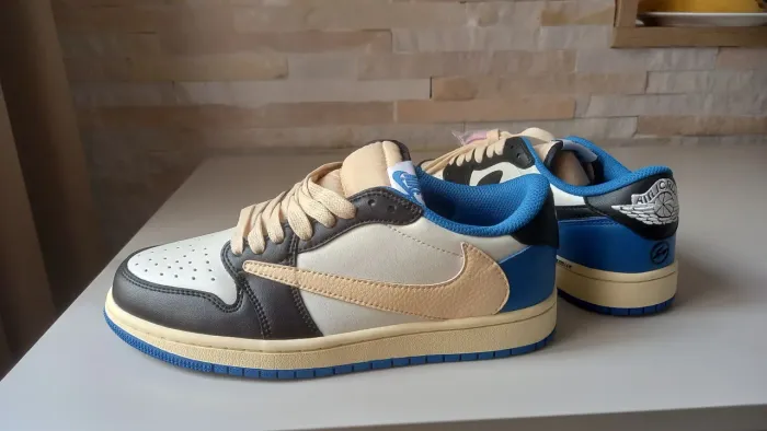 Air Jordan 1 Low Travis Scott NOVO