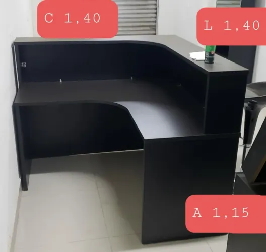 Mesa de escritório ou Balcão de atendimento