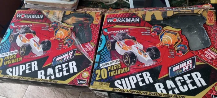 Super Racer carrinho com parafusadeira