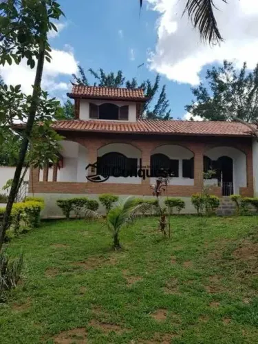 Vendo Charmosa Casa em Condomínio em Condomínio Vale do Ouro, Lote 2.000 metros - Ribeirão