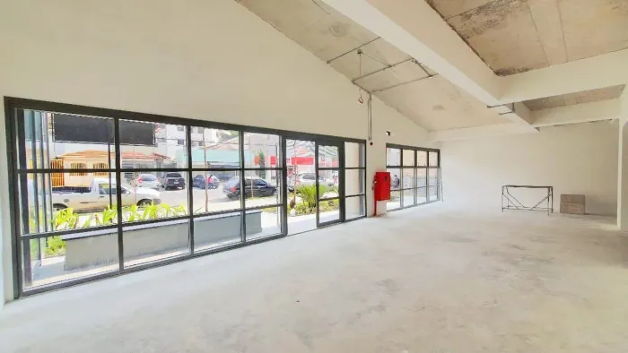 Espaço Comercial para Alugar no G O Balkon - 390m² no Campo Belo, perfeito para seu negóci