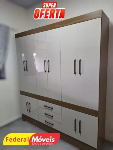 Guarda Roupa 10 Portas e 3 Gavetas - Novo e Super Espaçoso!