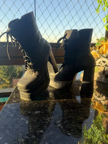 Bota Salto Plataforma Preta 