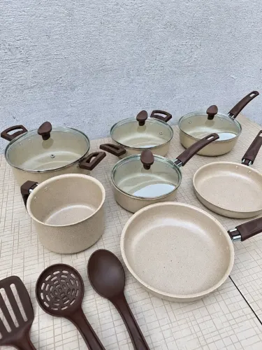 Conjunto de Panelas Antiaderentes 10 Peças - Novas À Pronta Entrega