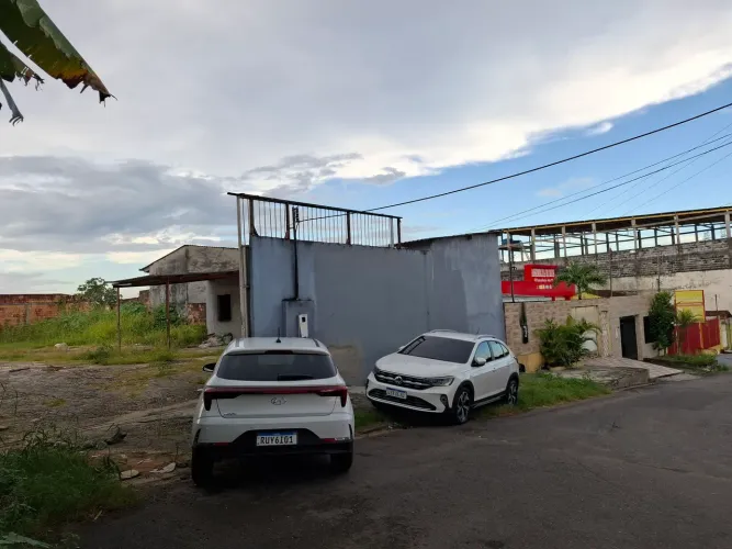 Pq 10 - Colônia japonesa prox 200m av das torres r$ 2.500,00